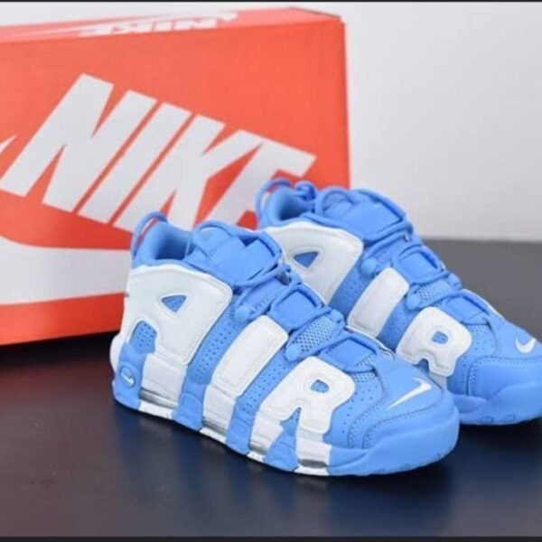 NIKE AIR UPTEMPO