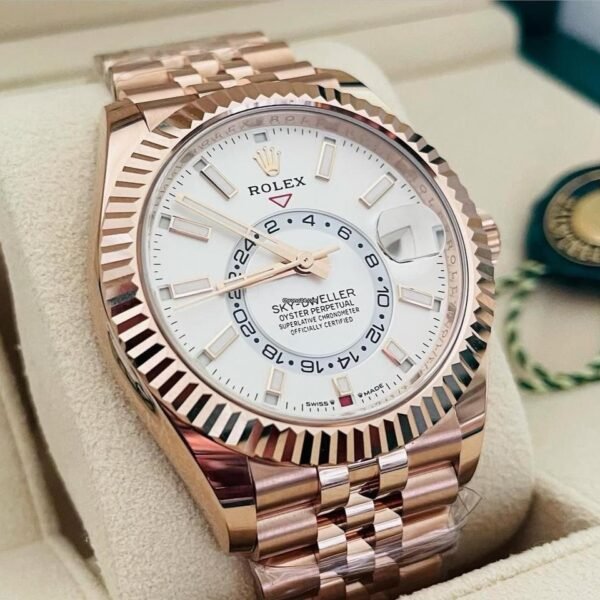 Rolex Oyster perpetual Sky Dweller