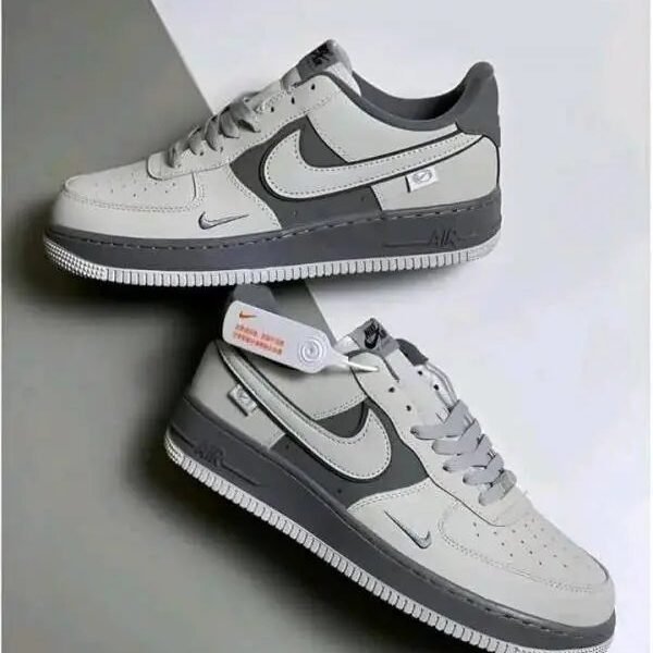 Nike Air Force 1 Low Grey Metallic