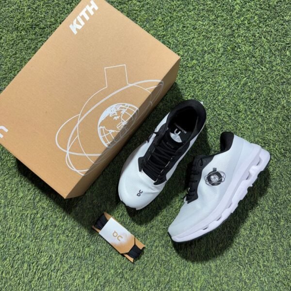 KITH X ON CLOUDZONE WHITE BLACK